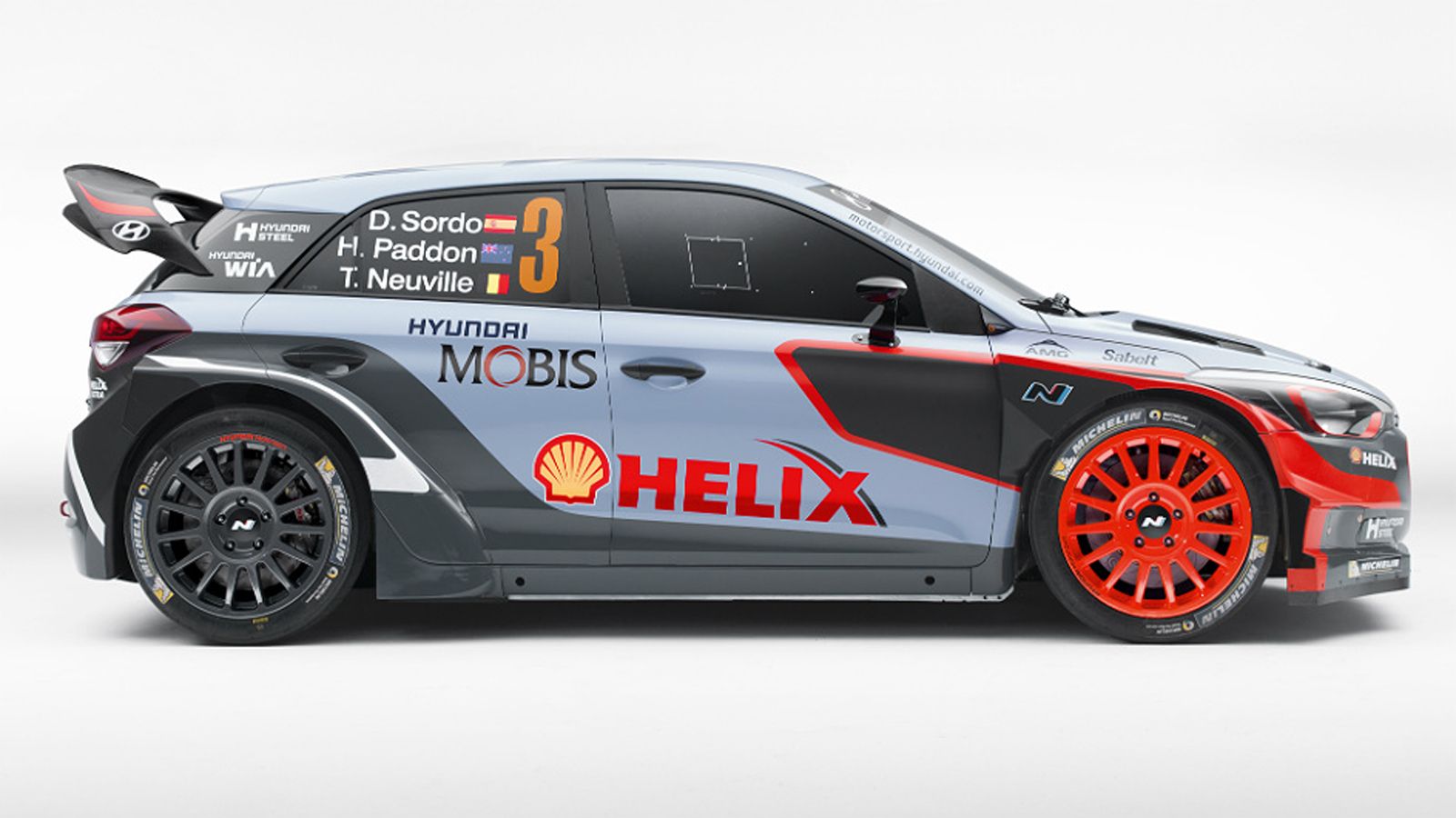 Εξαιρετική εμφάνιση από την Hyundai Motorsport των Neuville (3ος) και Sordo (6ος), που με 25 βαθμούς έπιασε τη VW στην πρώτη θέση.