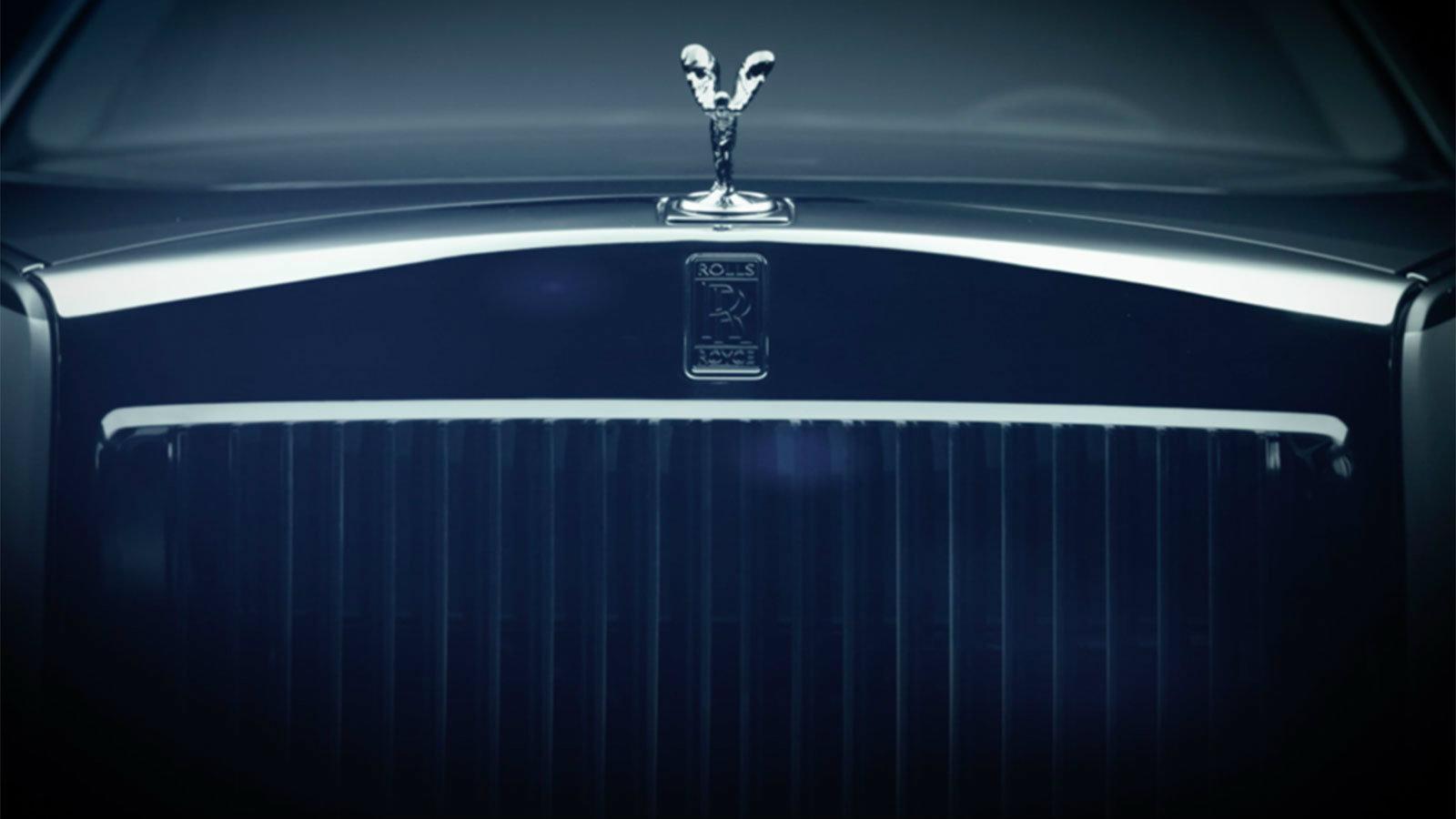Με δύο εικόνες η Rolls-Royce επιβεβαίωσε ότι η νέα Phantom έρχεται στις 27 Ιουλίου.