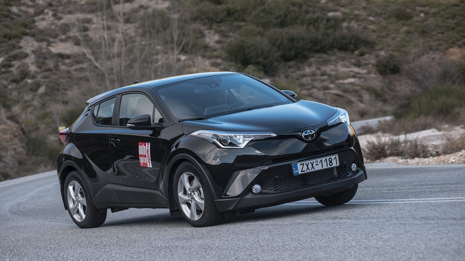 Το C-HR αποτελεί την πρόταση της Toyota στα Compact Crossover μοντέλα.