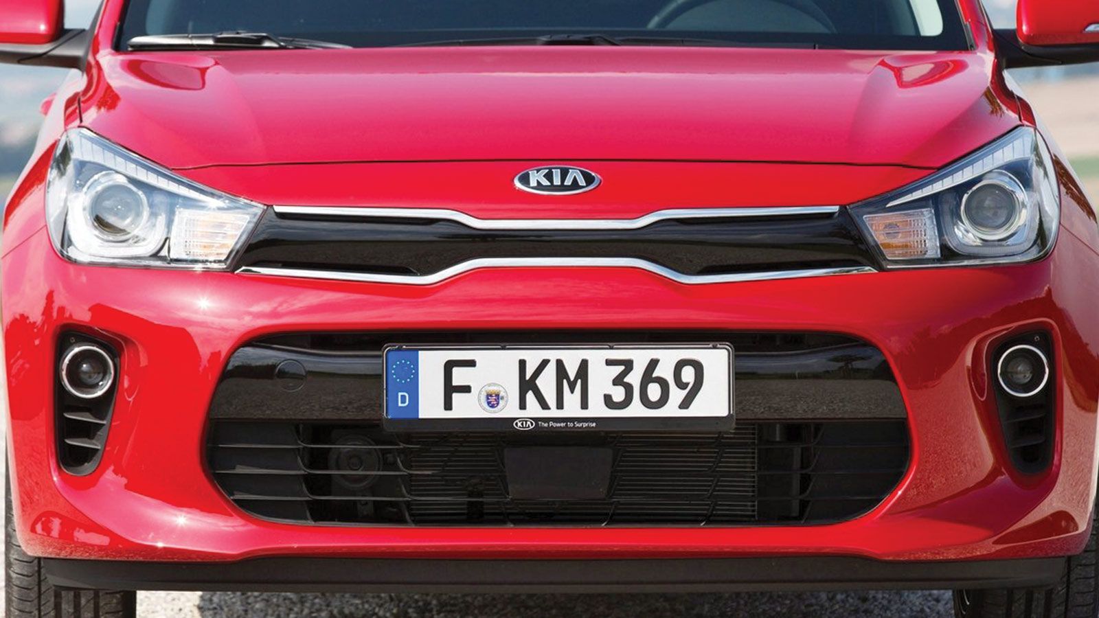 Χαρακτηριστικό της σχεδίασης του νέου Kia Rio είναι το «tiger nose» στη μάσκα.