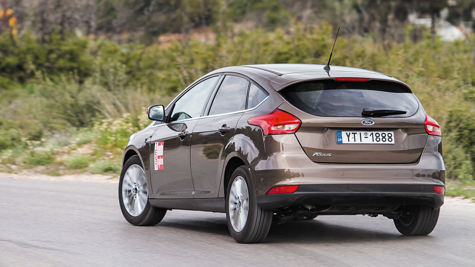 Διττός ο χαρακτήρας του Focus στο δρόμο: Όσο άνετο είναι στον ανοιχτό αυτοκινητόδρομο και τα πολύωρα ταξίδια, άλλο τόσο διασκεδαστικό μπορεί να γίνει 