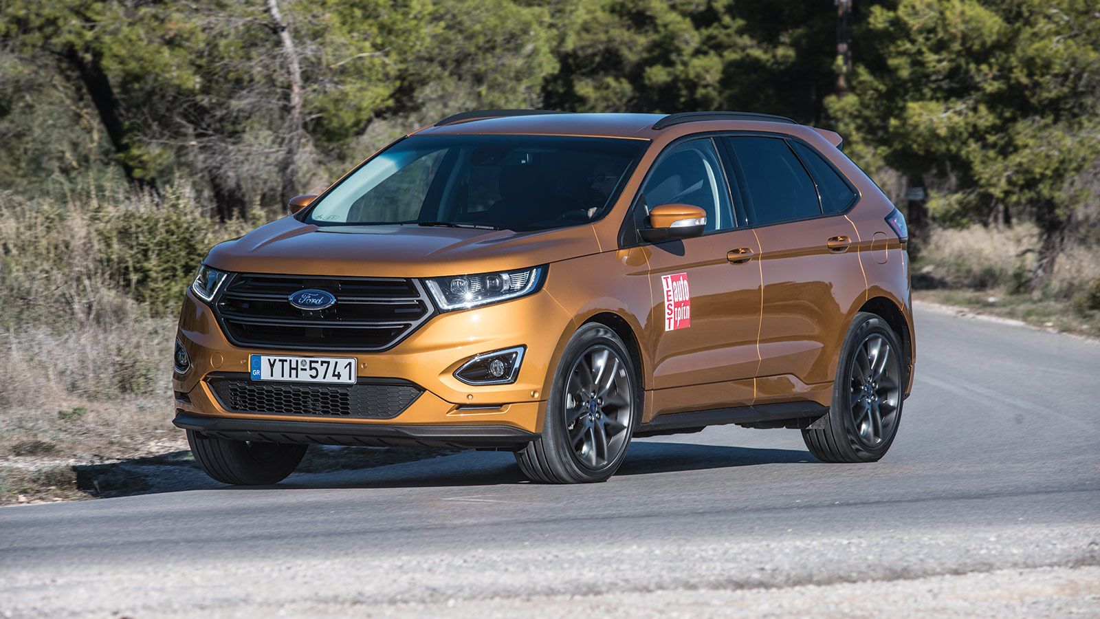 Η σπορ ανάρτηση του Ford Edge καταφέρνει να ελέγχει απόλυτα τις κινήσεις και σε μεγάλο βαθμό την κλίση του αμαξώματος.