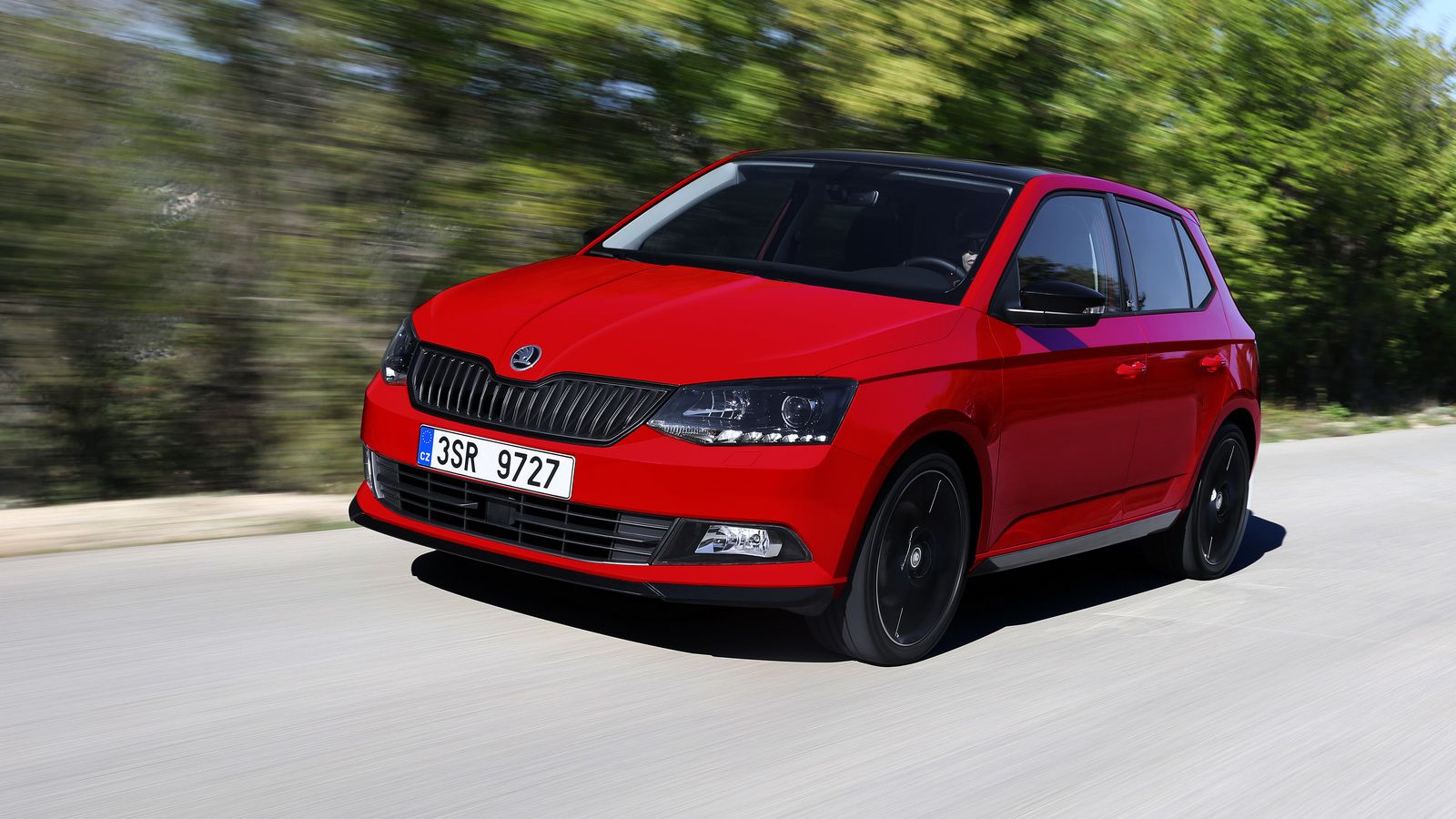 Αφού ανανέωσε τα Octavia και Rapid, η Skoda ασχολείται με το φρεσκάρισμα της Fabia, ενώ παράλληλα την εξοπλίζει με τον κινητήρα 1.0 TSI, ο οποίος αντι