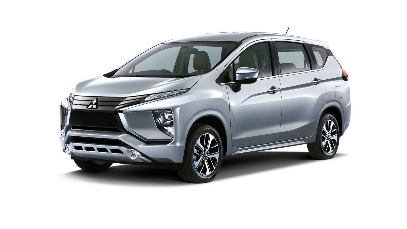 Η Mitsubishi αποκάλυψε το νέο της MPV, το οποίο θα κάνει ντεμπούτο στην έκθεση της Ινδονησίας στις 10 Αυγούστου. Η κατασκευή του θα γίνεται στο νέο το