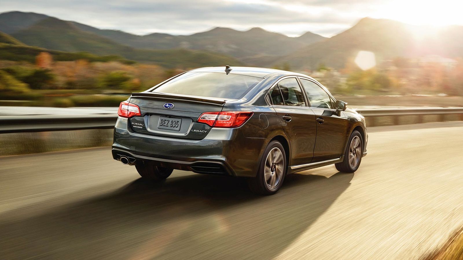 Τα καλά νέα είναι πως η Subaru ρύθμισε εκ νέου την ανάρτηση, ενώ υπόσχεται πως βελτίωσε την αίσθηση του τιμονιού και των φρένων. Δουλειά έχει γίνει κα
