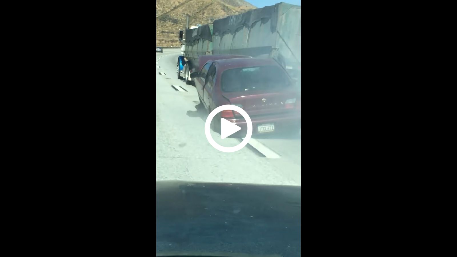 Αν δεν τον ειδοποιούσαν οι υπόλοιποι οδηγοί ακόμα θα πήγαινε ο φορτηγατζής.