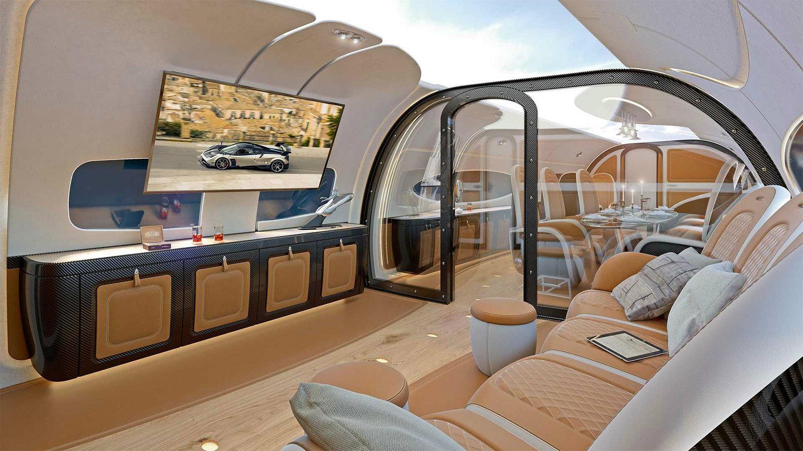 Η καμπίνα που ονομάζεται Infinito, μοιάζει πολύ με ένα Pagani.