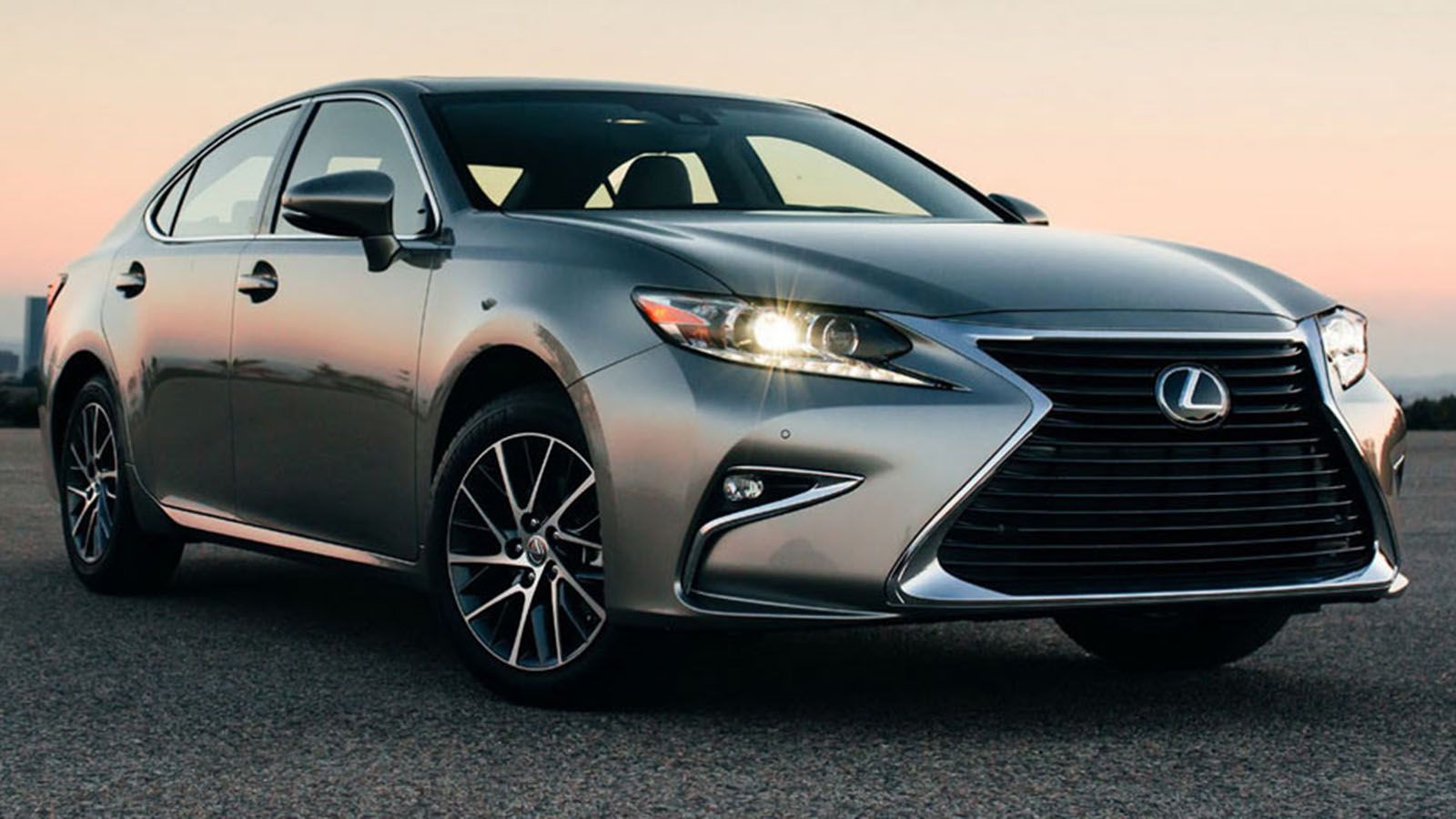 Το νέο ΕS θα συνεχίσει να είναι βασισμένο πάνω στο εμπροσθιοκίνητο Toyota Camry