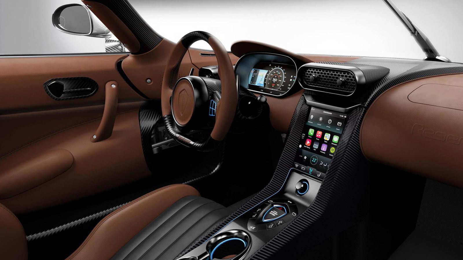 Για την επιλογή των χρωμάτων του εσωτερικού, αφορμή στάθηκε ένα Mazda MX-5 το οποίο ήταν το πρώτο αυτοκίνητο που είχαν οι Koenigsegg ως ζευγάρι.