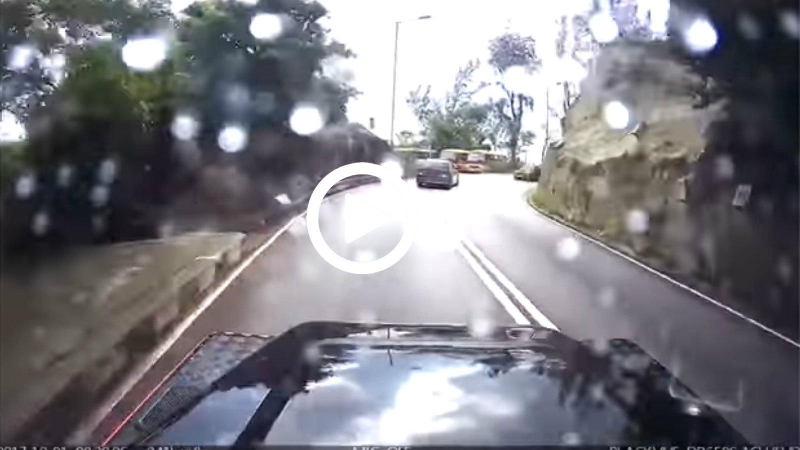 ΜΙΝΙ «καρφώνεται» σε BMW