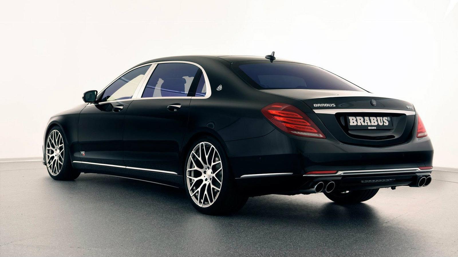 Το Brabus προσέθεσε ένα νέο μπροστινό και πίσω προφυλακτήρα, νέα γρίλα, διαφορετικό διαλυτή, 21 ιντσών ρόδες και δερμάτινο σαλόνι δυο χρωμάτων, μπεζ κ