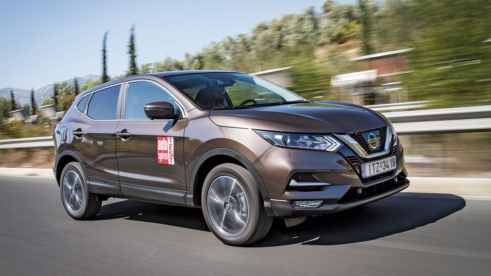 Δοκιμάζουμε το ανανεωμένο Nissan Qashqai το οποίο έχει αλλάξει ριζικά προβάλλοντας ένα πολύ πιο ευχάριστο και ασφάλτινο οδηγικό προφίλ.