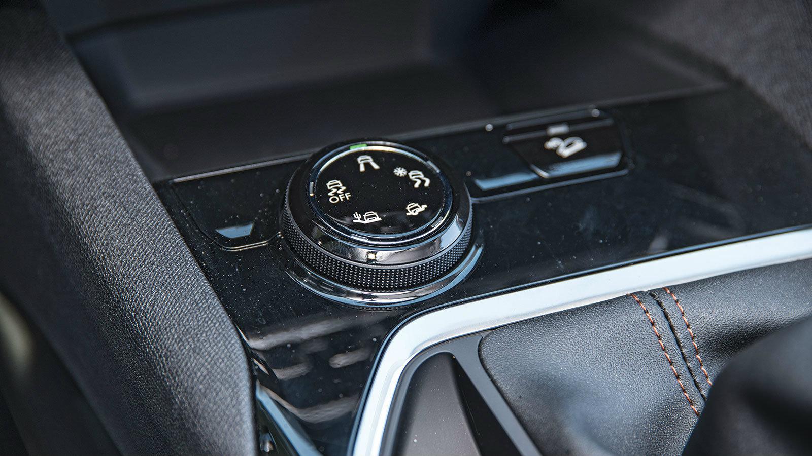 5 διαφορετικές επιλογές για το Grip Control που «αντικαθιστά» την 4κίνηση.
