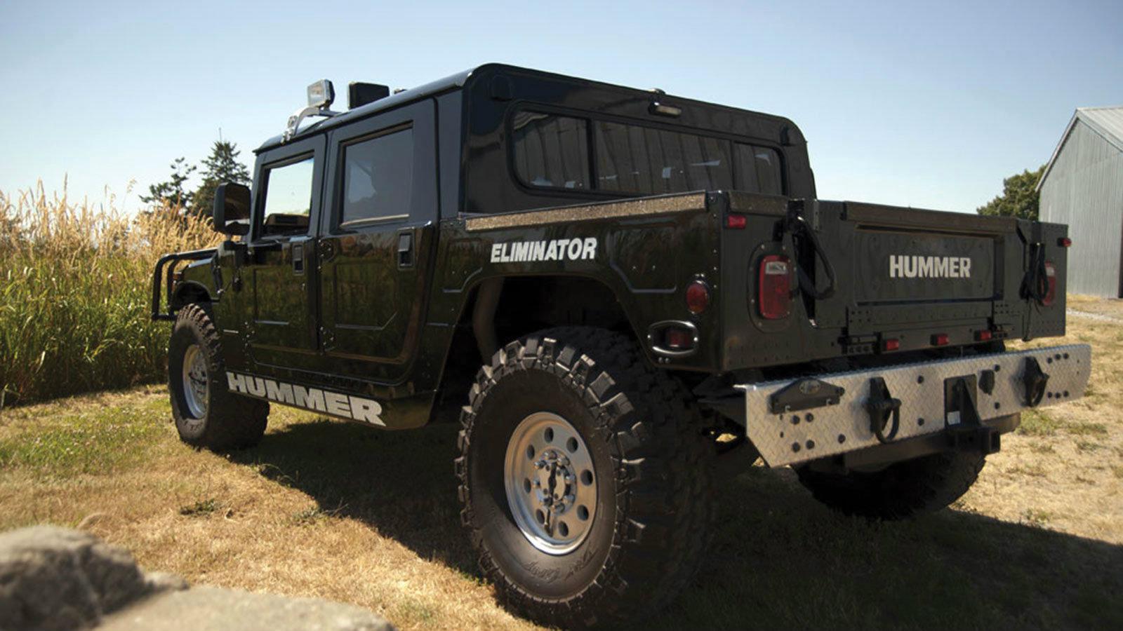 Σε δημοπρασία το Hummer H1 του Tupac
