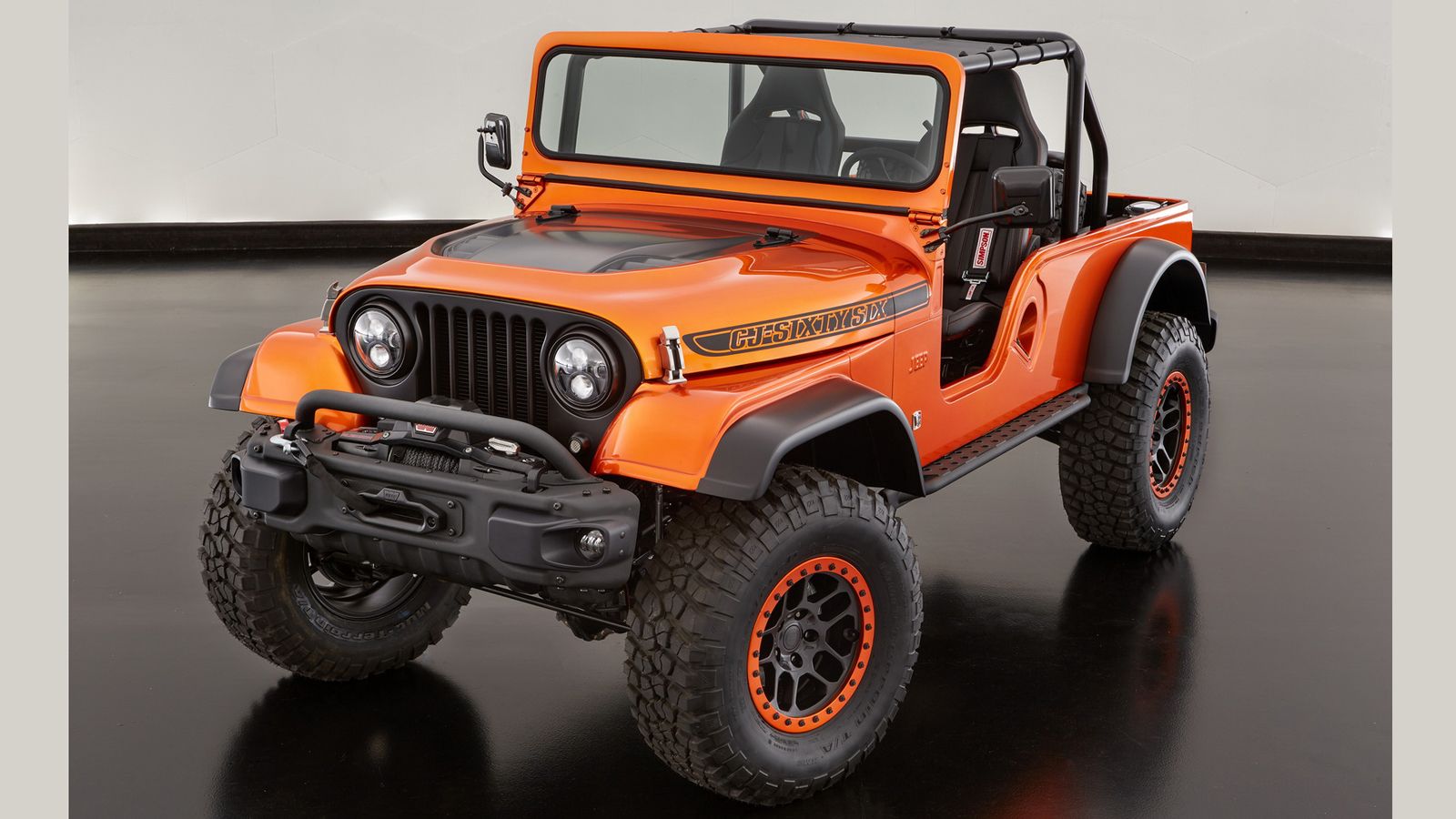 Το Jeep CJ66 πατά στο πλαίσιο από ένα Wrangler TH (1997-2006), διαθέτει αμάξωμα ενός Jeep CJ του 1966, ενώ αρκετά μέρη του είναι από το σημερινό Wrang