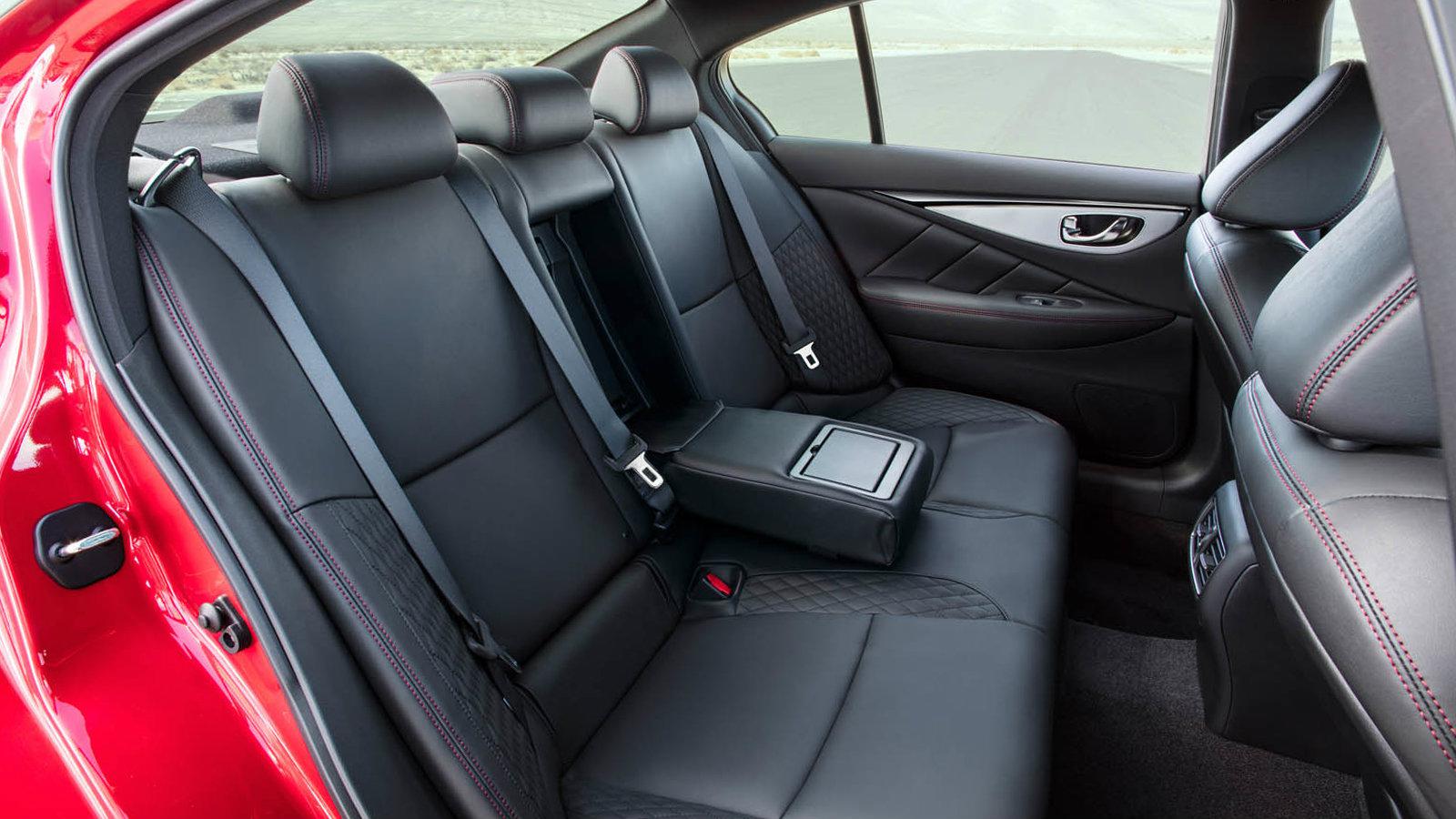 0ι έντονες λεπτομέρειες που έχουν συμπεριληφθεί.