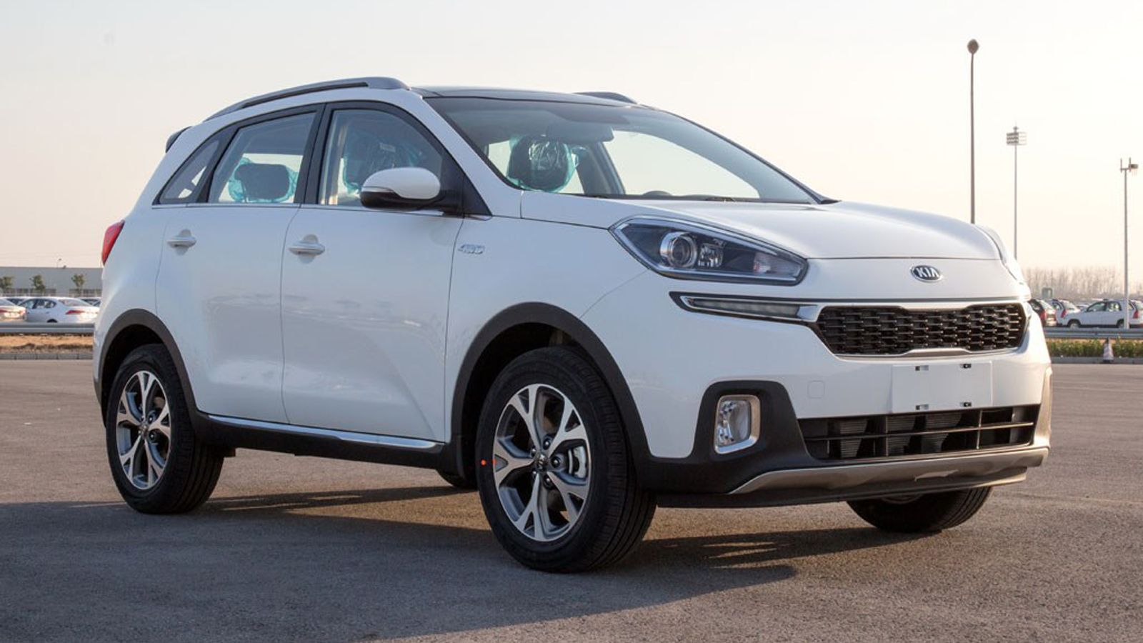 Η Kia Motors πρόσφατα κατοχύρωσε το όνομα «Stonic», το οποίο λέγεται πως θα χρησιμοποιηθεί στο μικρό SUV που ετοιμάζει για φέτος. Στην εικόνα βλέπουμε