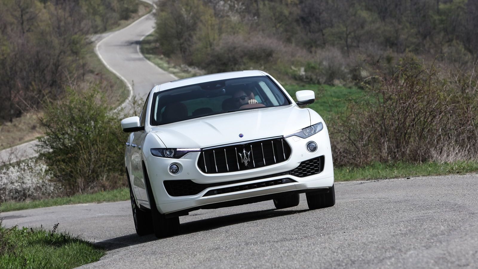 Το αφεντικό της Maserati, Reid Bigland, αναγνωρίζει πως τα μεσαία SUV είναι σήμερα η πιο ραγδαία αναπτυσσόμενη κλάση παγκοσμίως, αλλά λέει παράλληλα π