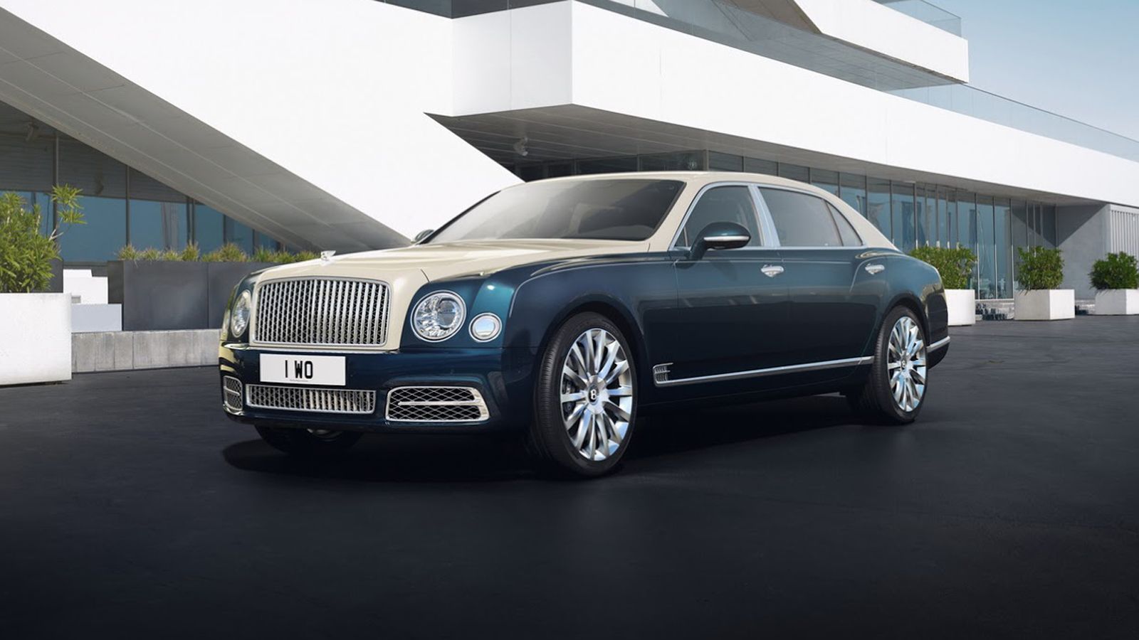 H Bentley παρουσίασε την Mulsanne Hallmark Series δια χειρός Mulliner, ένα περιορισμένης παραγωγής μοντέλο που αντλεί την έμπνευσή του από το ασήμι κα