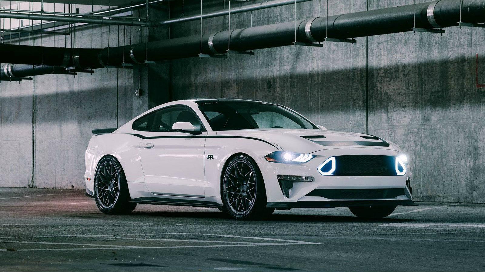 Μια Ford Mustang, η οποία έχει δημιουργηθεί από τη συνεργασία της μάρκας με τον Vaughn Gittin, αποκαλύφθηκε και επίσημα.