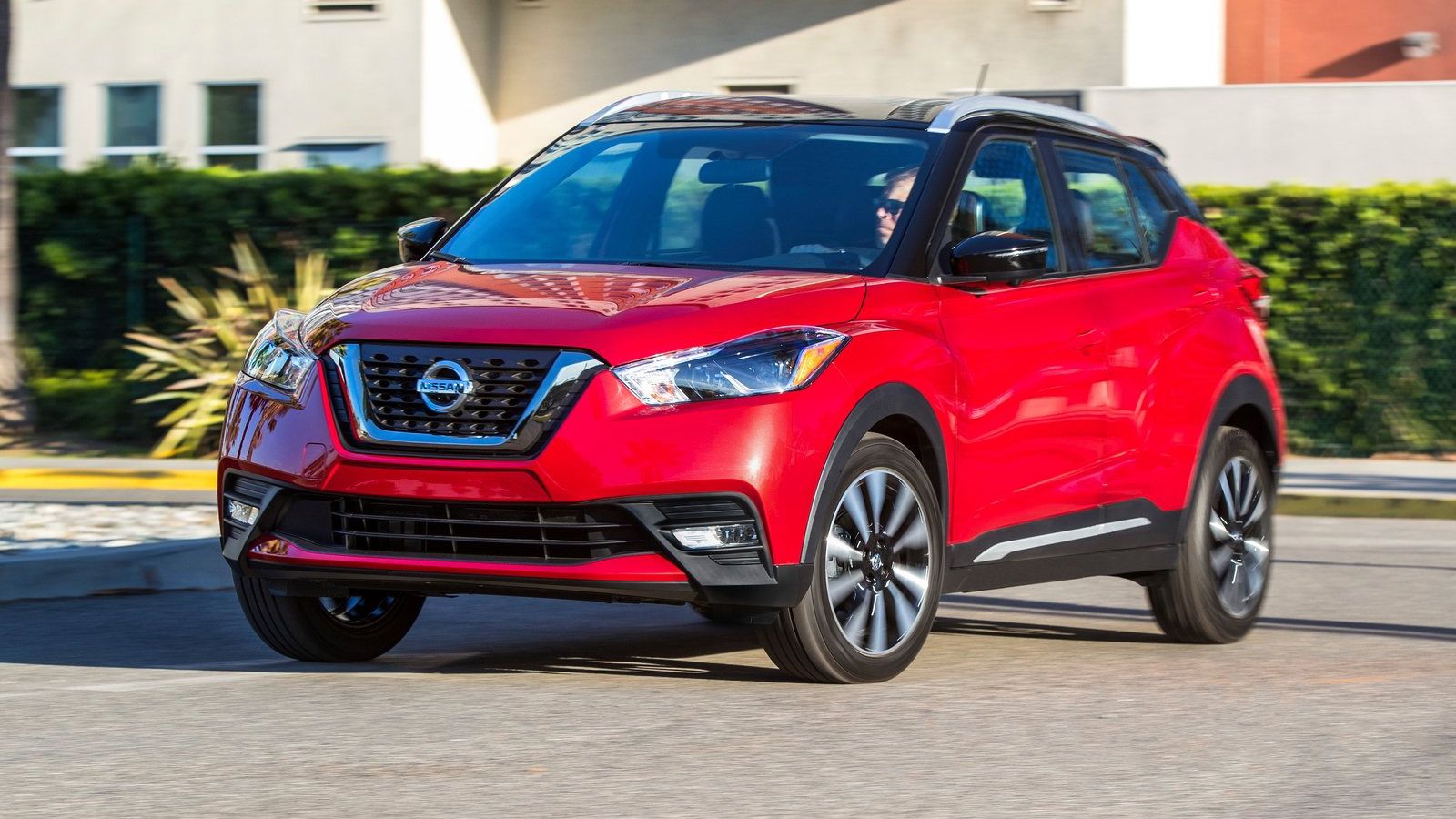 H Nissan παρουσίασε στην έκθεση του Λος Αντζελες το νέο μικρό της crossover, το Kicks, το οποίο θα βρίσκεται στους εμπόρους των Η.Π.Α. από τον προσεχή