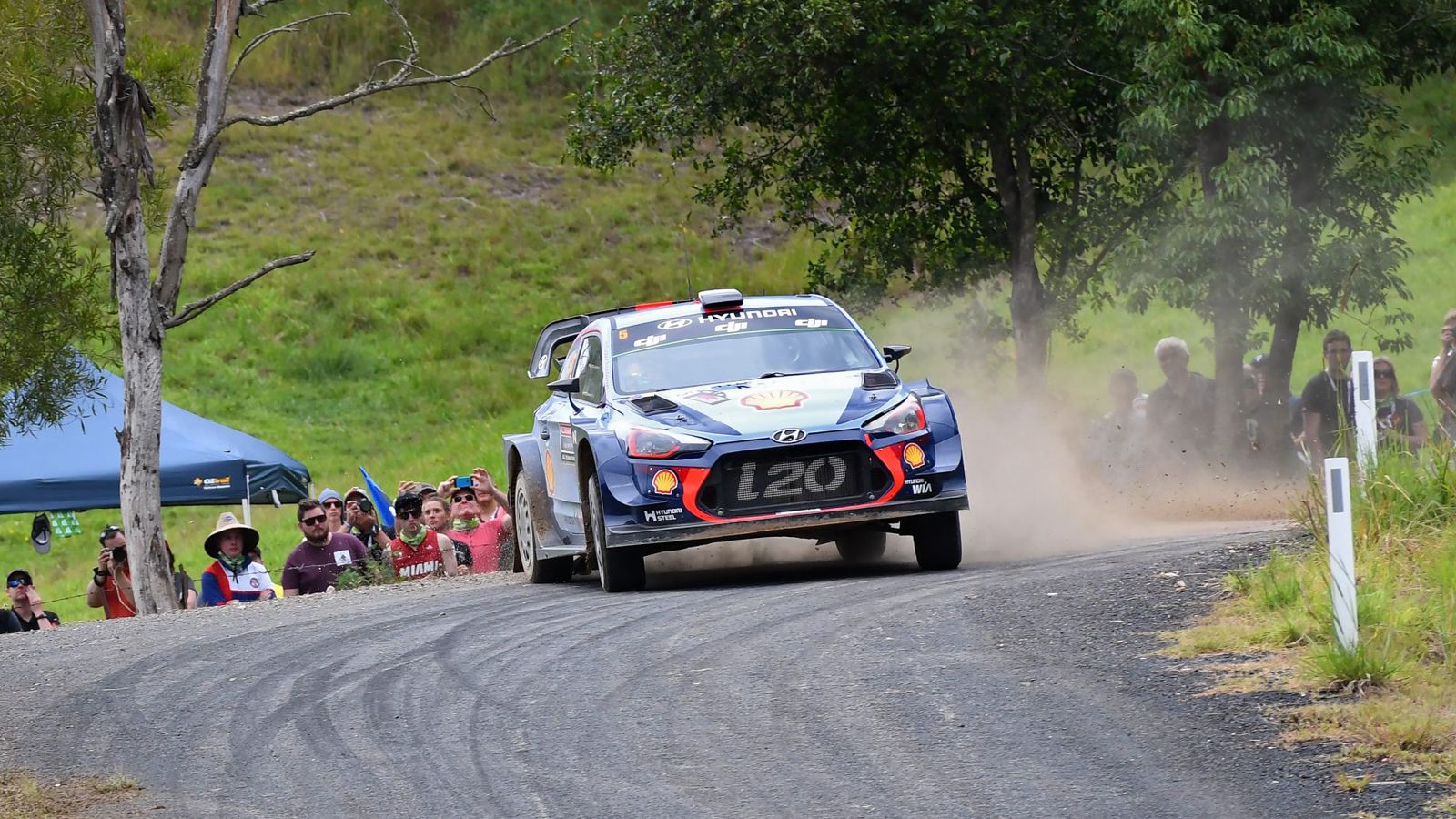 O Thierry Neuville εξασφάλισε στο Ράλι Αυστραλίας την τέταρτη φετινή του νίκη στο WRC, μετά από αυτές στη Γαλλία, την Αργεντινή και την Πολωνία.