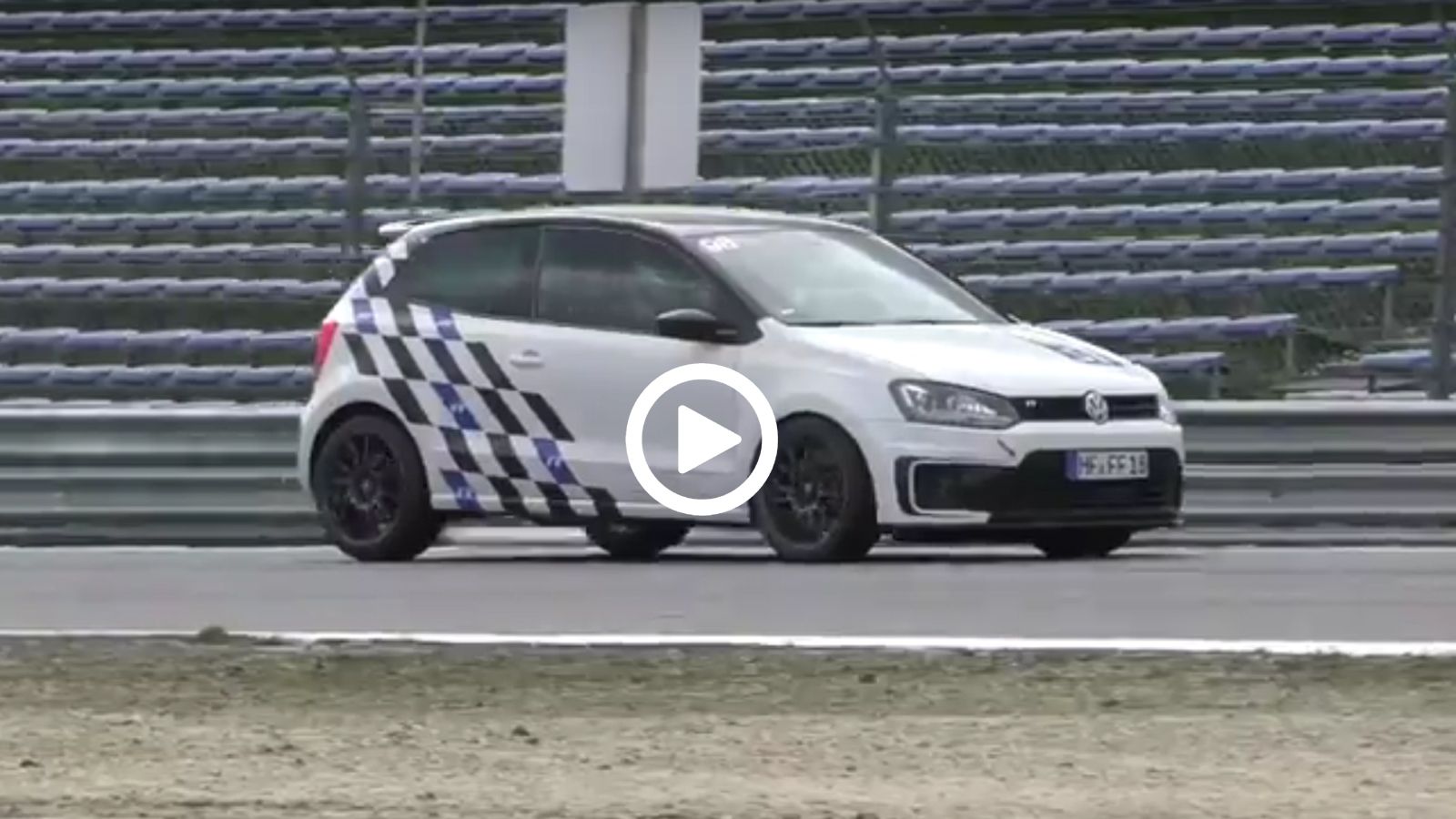 Στην πίστα με VW Polo WRC Edition 370 ίππων