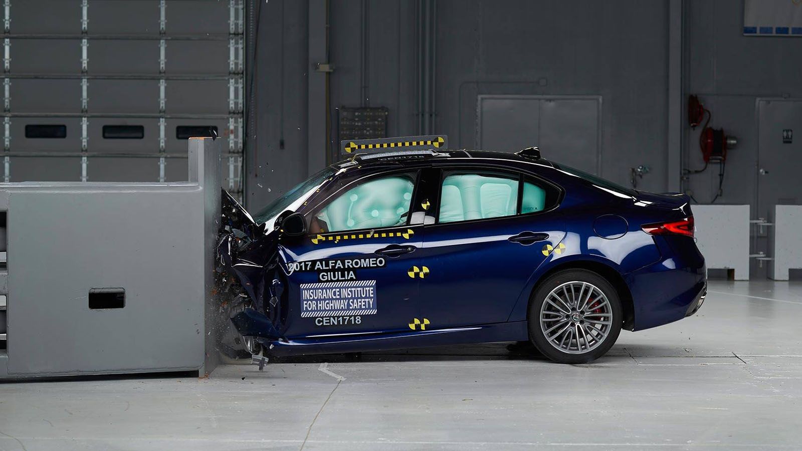 Tα αποτελέσματα του IIHS ήρθαν στο φως της δημοσιότητας και επιβράβευσαν την Alfa Romeo Giulia με το βραβείο Top Safety Pick+.