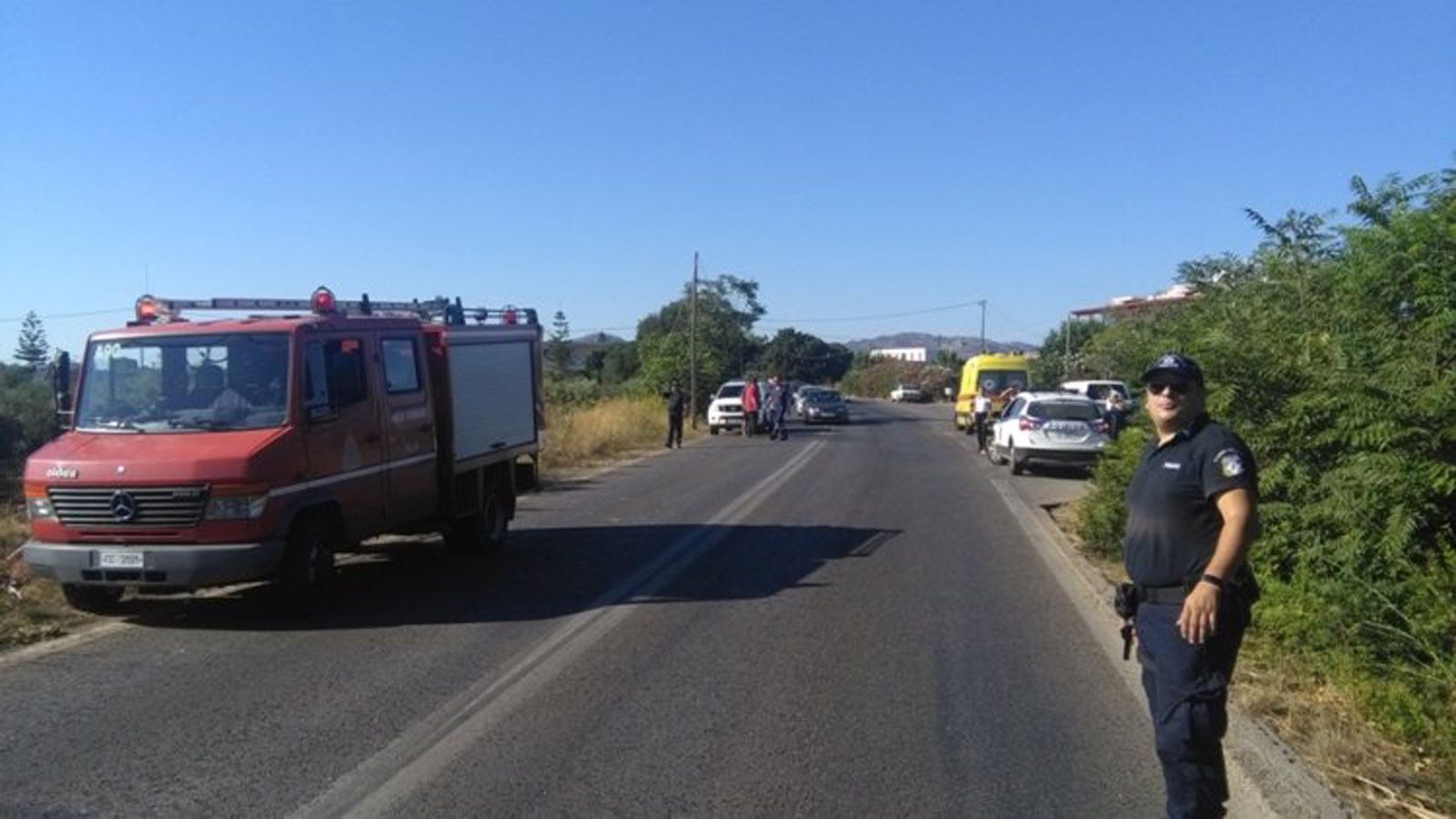 O 33χρονος οδηγός έχασε τον έλεγχο του αυτοκινήτου  του, ξέφυγε της πορείας του και ανετράπη, πέφτοντας σε ένα χωράφι.