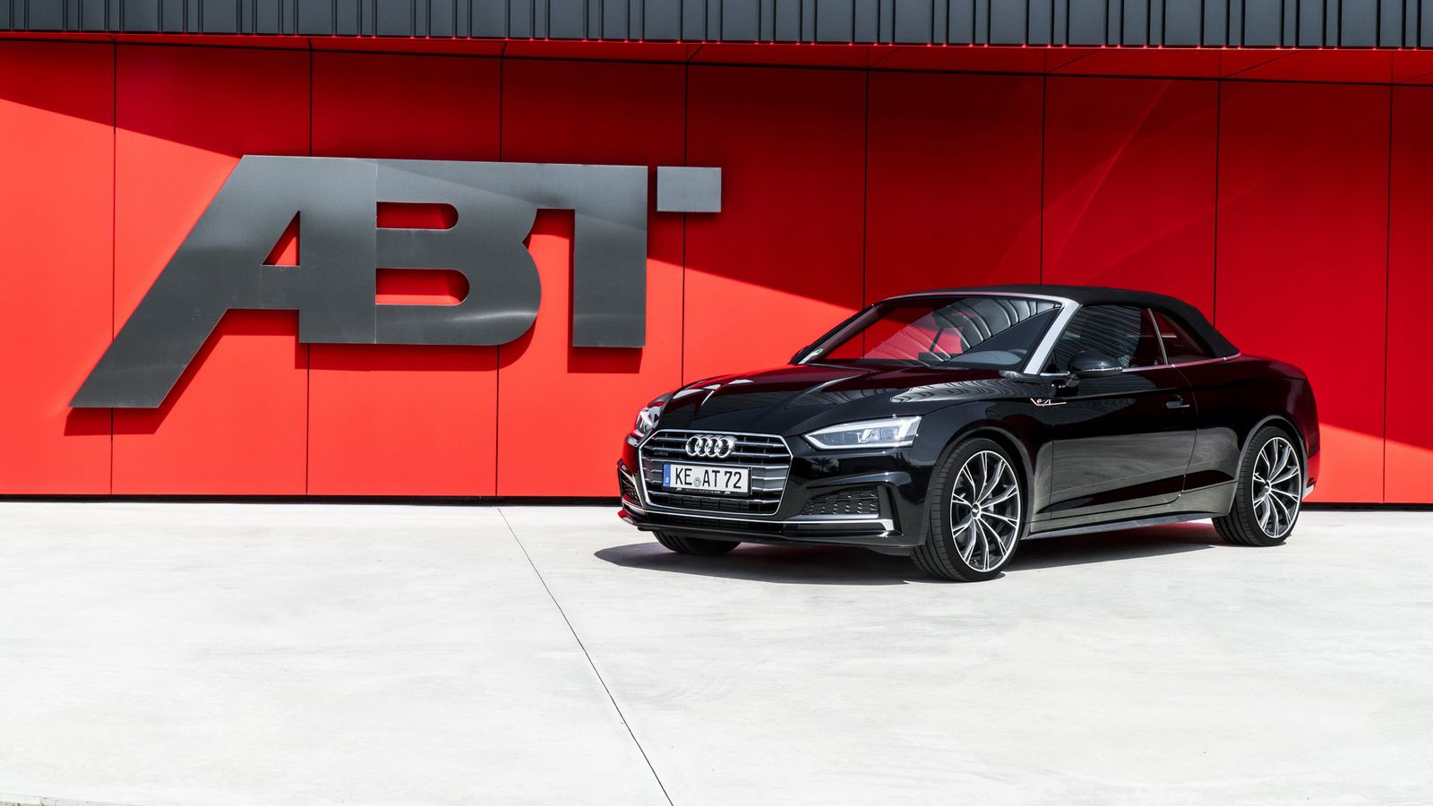 Οι κάτοχοι του νέου Audi A5 Cabriolet που θέλουν περισσότερα από το αυτοκίνητό τους, ας ρίξουν μια ματιά στην πρόταση των βελτιωτών της ABT Sportsline