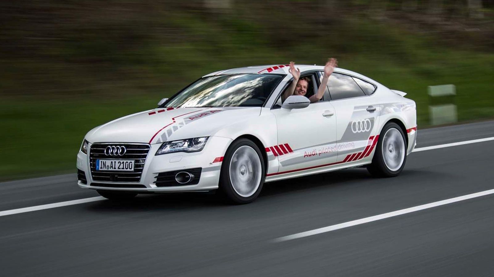 Η Audi ξεκίνησε να πείσει τον κόσμο για την αυτόνομη οδήγηση και έφτιαξε ένα πρόγραμμα έξι εβδομάδων στη Γερμανία. Εκεί ο κόσμος έχει μια ωριαία γνωρι