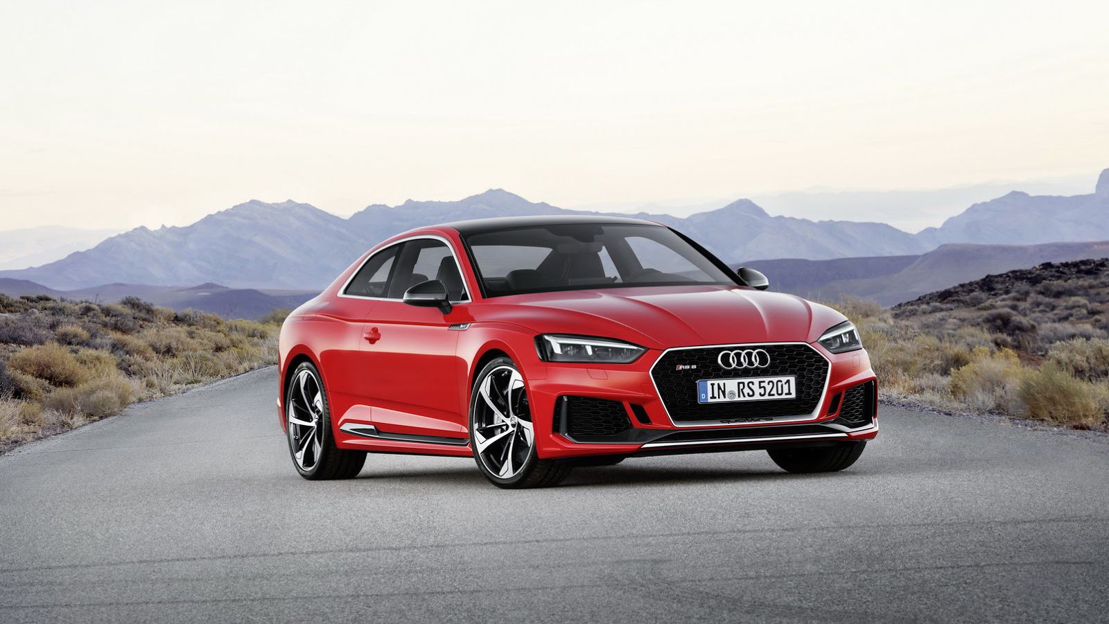 Η Audi παρουσίασε το νέο RS5 με διακριτικές σχεδιαστικές αλλαγές στο σαλόνι αυτοκινήτου της Γενεύης.