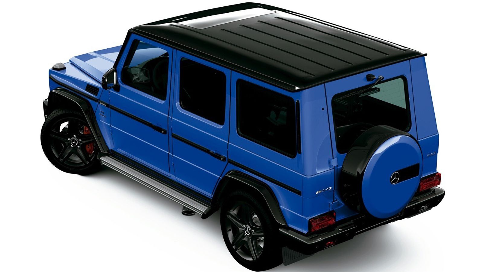 Kάθε G 63 50th Anniversary Edition διαθέτει μαύρες πινελιές στους προφυλακτήρες, στους θόλους των τροχών, στους καθρέπτες, στο κάλυμμα της ρεζέρβας κα