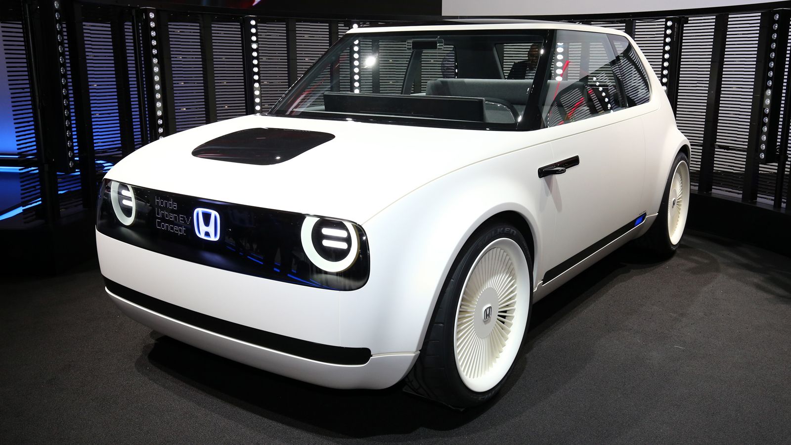 Το Urban EV θα είναι το πρώτο από τα πολλά αμιγώς ηλεκτρικά ή υβριδικά μοντέλα που θα κατασκευαστούν από την Honda τα επόμενα χρόνια.
