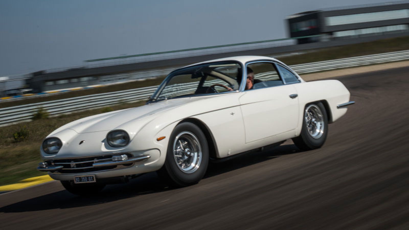 H 350GT, το πρώτο αυτοκίνητο παραγωγής της Lamborghini.