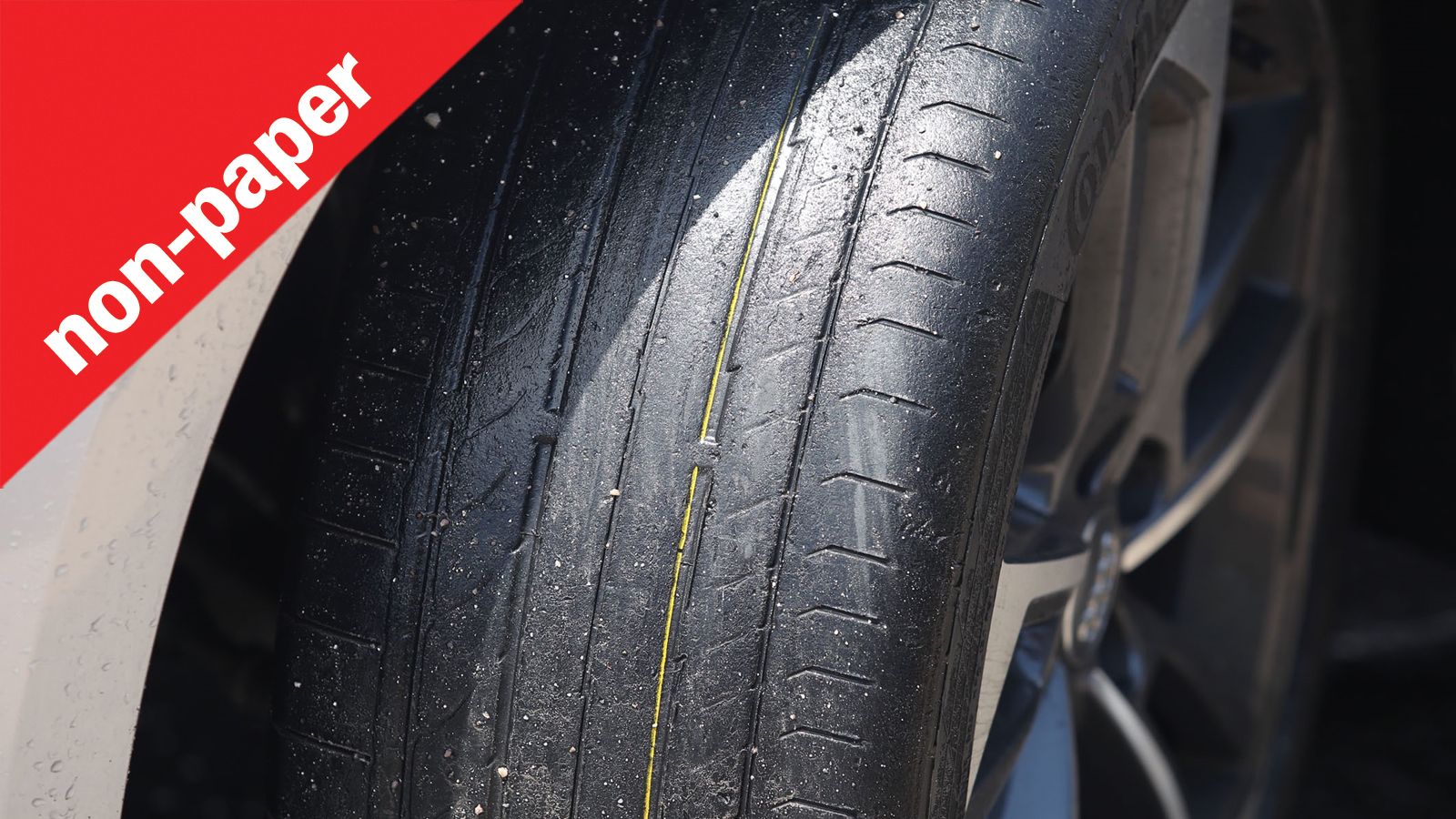 Δεν θα έπρεπε να τιμωρούνται αυστηρά, όσοι κυκλοφορούν με ελαστικά σε...αυτή την κατάσταση; 