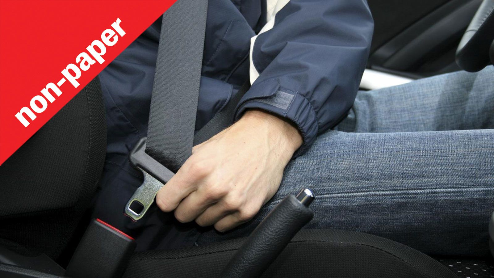 `Αλλοι τις έχουν μόνιμα κουμπωμένες και κάθονται πάνω τους. `Αλλοι περιμένουν να σταματήσει η ηχητική ειδοποίηση. Τι άλλαξε και η ζώνη ασφαλείας έφυγε