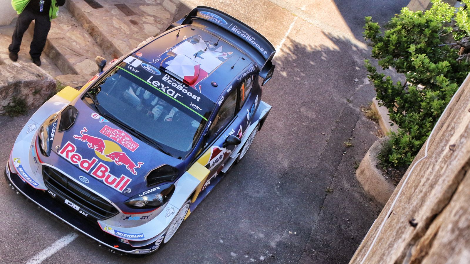 Δεύτερος στην Power Stage ήταν ο Sebastien Ogier και εκτός από τους βαθμούς, πήρε πίσω και τη 2η θέση γενικής από τον Dani Sordo, διευρύνοντας έτσι το