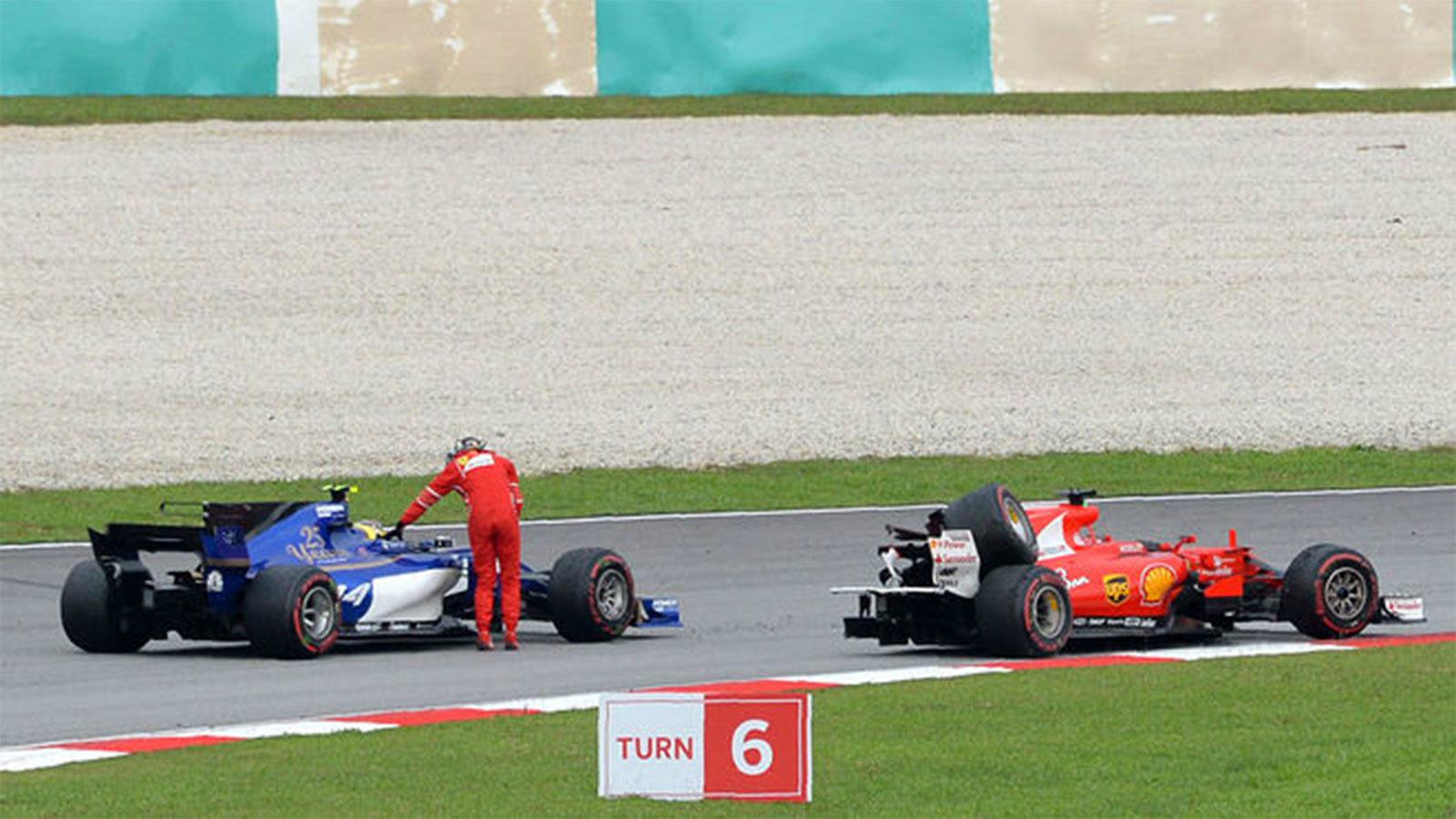 Τα χειρότερα φοβάται ο Sebastian Vettel μετά τη σύγκρουση που είχε στο τελευταίο Grand Prix της Μαλαισίας με τον Lance Stroll.