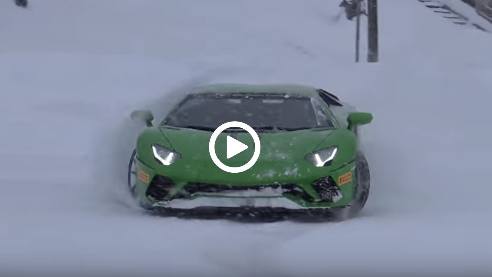 Lamborghini χιονοπόλεμος