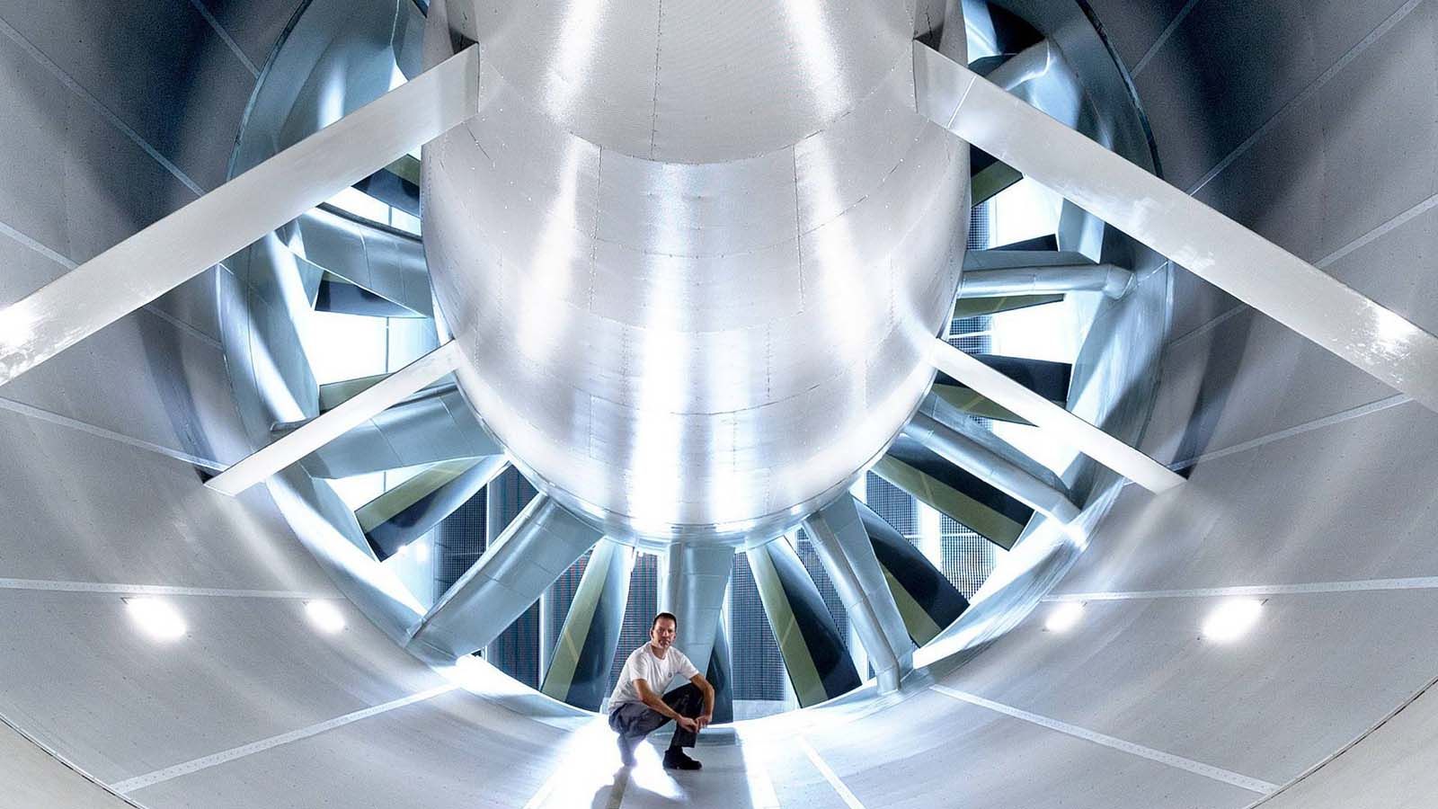Χάρη σε αυτή τη σήραγγα των 8.800 τμ. η VW θα έχει την δυνατότητα να ελέγχει την αεροδυναμική απόδοση των μοντέλων της σε μόλις 20 λεπτά.