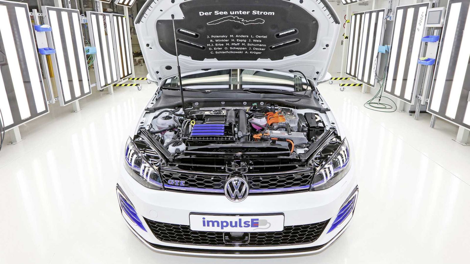 Το GTE Estate impulsE χρησιμοποιεί μια μπαταρία 16,8 KWh, που διπλασιάζει την αυτονομία του ηλεκτρικού concept.
