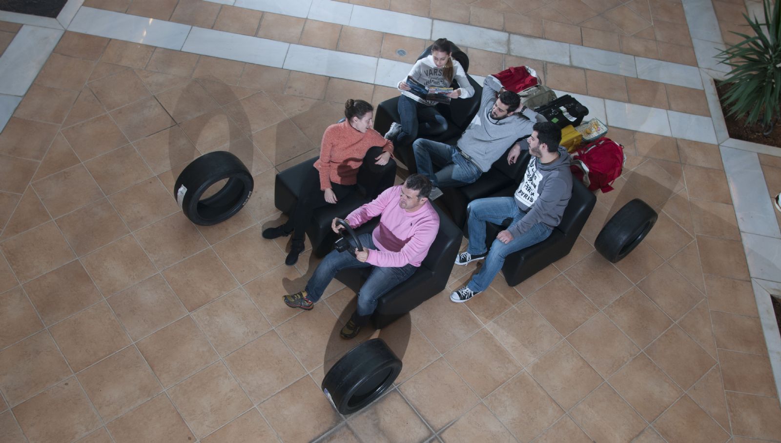 Έχεις 3 παιδιά & πεθερά; Ποια οικογενειακά έχουν το φαρδύτερο πίσω κάθισμα;