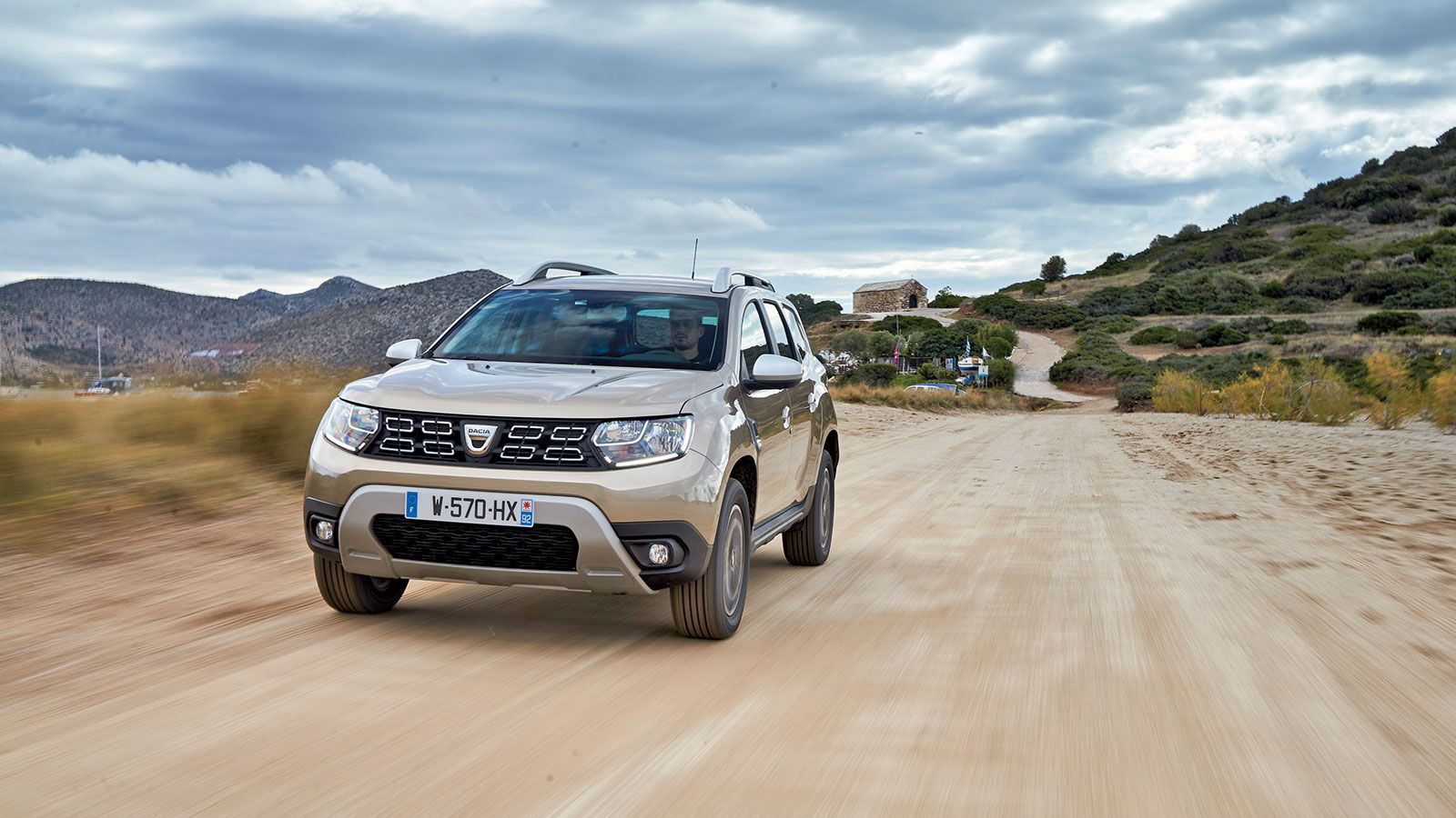 Δοκιμάζουμε τη νέα δεύτερη γενιά του Dacia Duster στην πετρελαιοκίνητη έκδοση ισχύος 110 ίππων με αυτόματο EDC κιβώτιο που διευκολύνει τα μέγιστα στις