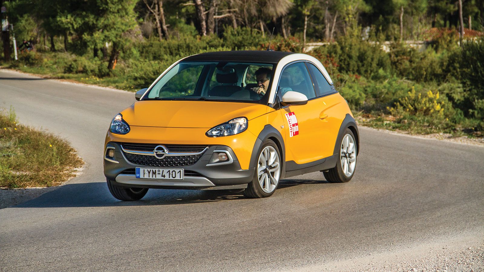 Το Opel Adam είναι από τις πιο στυλάτες επιλογές της μίνι κατηγορίας, με έμφαση στην μοντέρνα σχεδίαση και την κορυφαία για την κατηγορία ποιότητα κατ