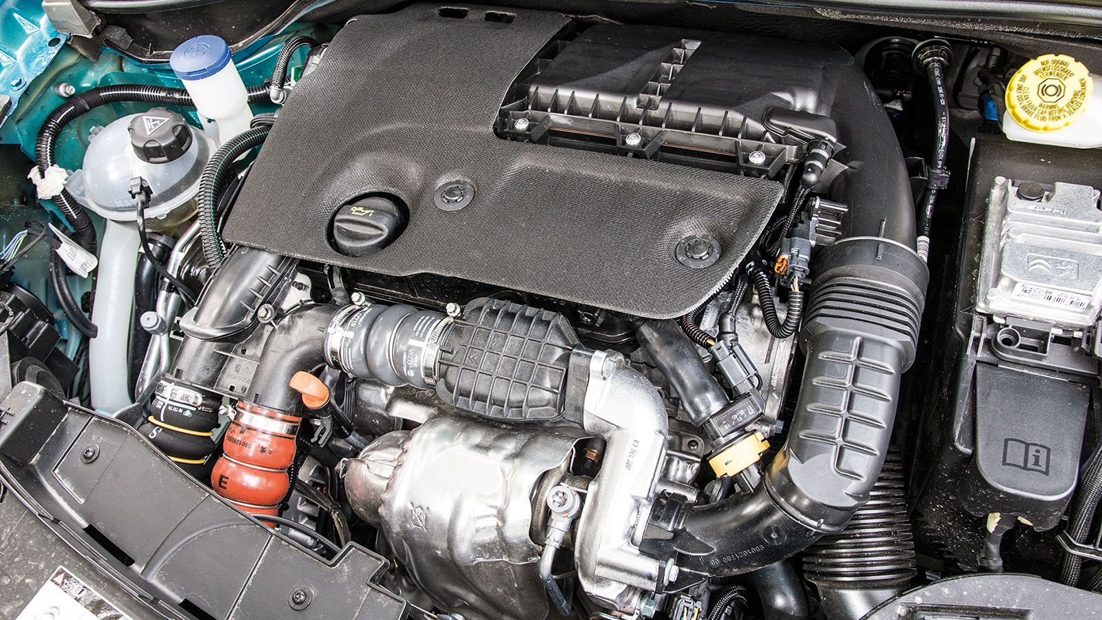 Ο μικρότερος από άποψης απόδοσης κινητήρας diesel που εφοδιάζει το ανανεωμένο C4 Cactus προσφέρει ανταγωνιστικές επιδόσεις αλλά και εξαιρετικές τιμές 