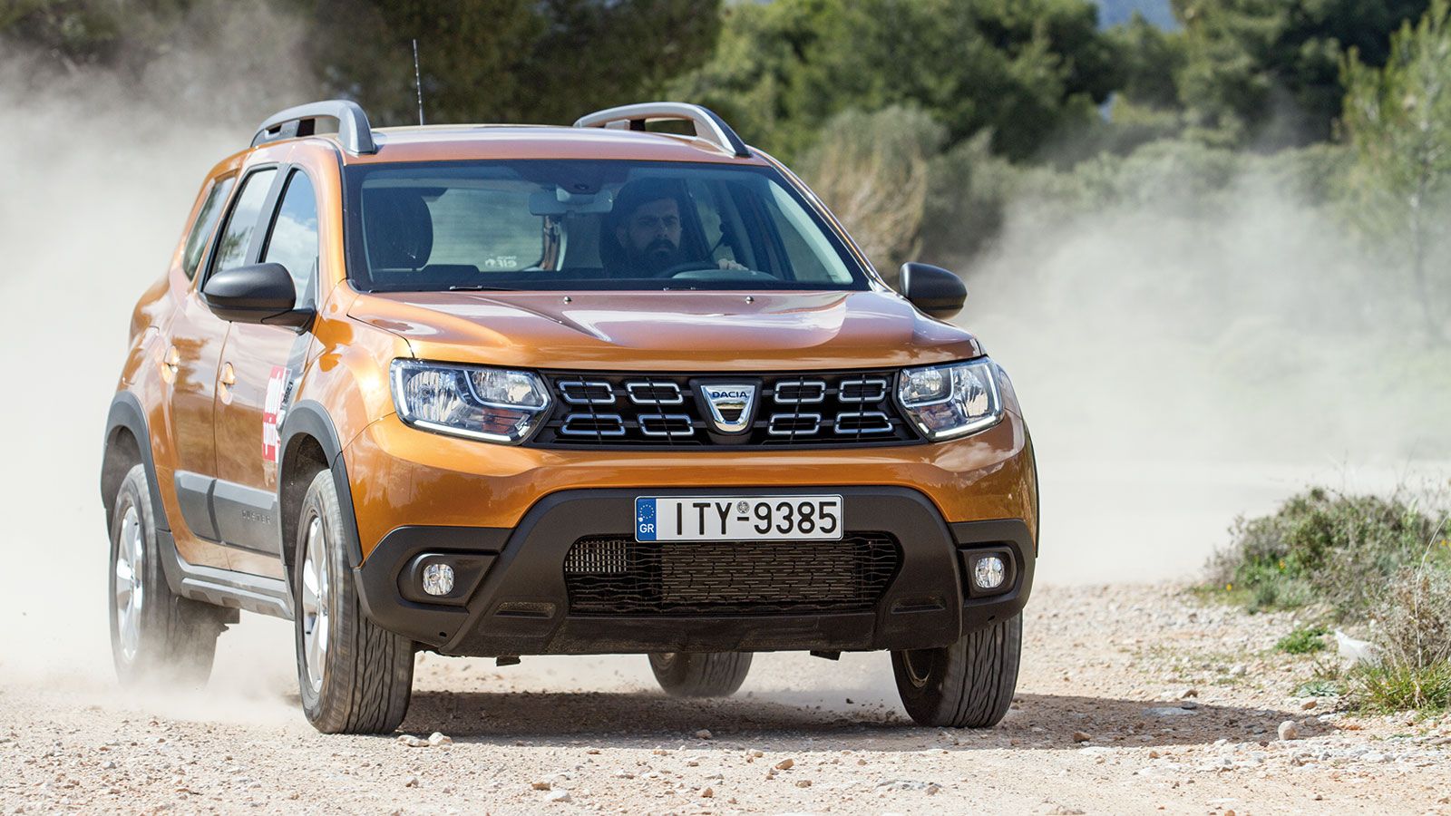 Δοκιμάζουμε εντός και εκτός δρόμου το νέο Dacia Duster στην τετρακίνητη έκδοση με τον 1.500άρη ντίζελ κινητήρα ισχύος 110 ίππων, που παραμένει μια από