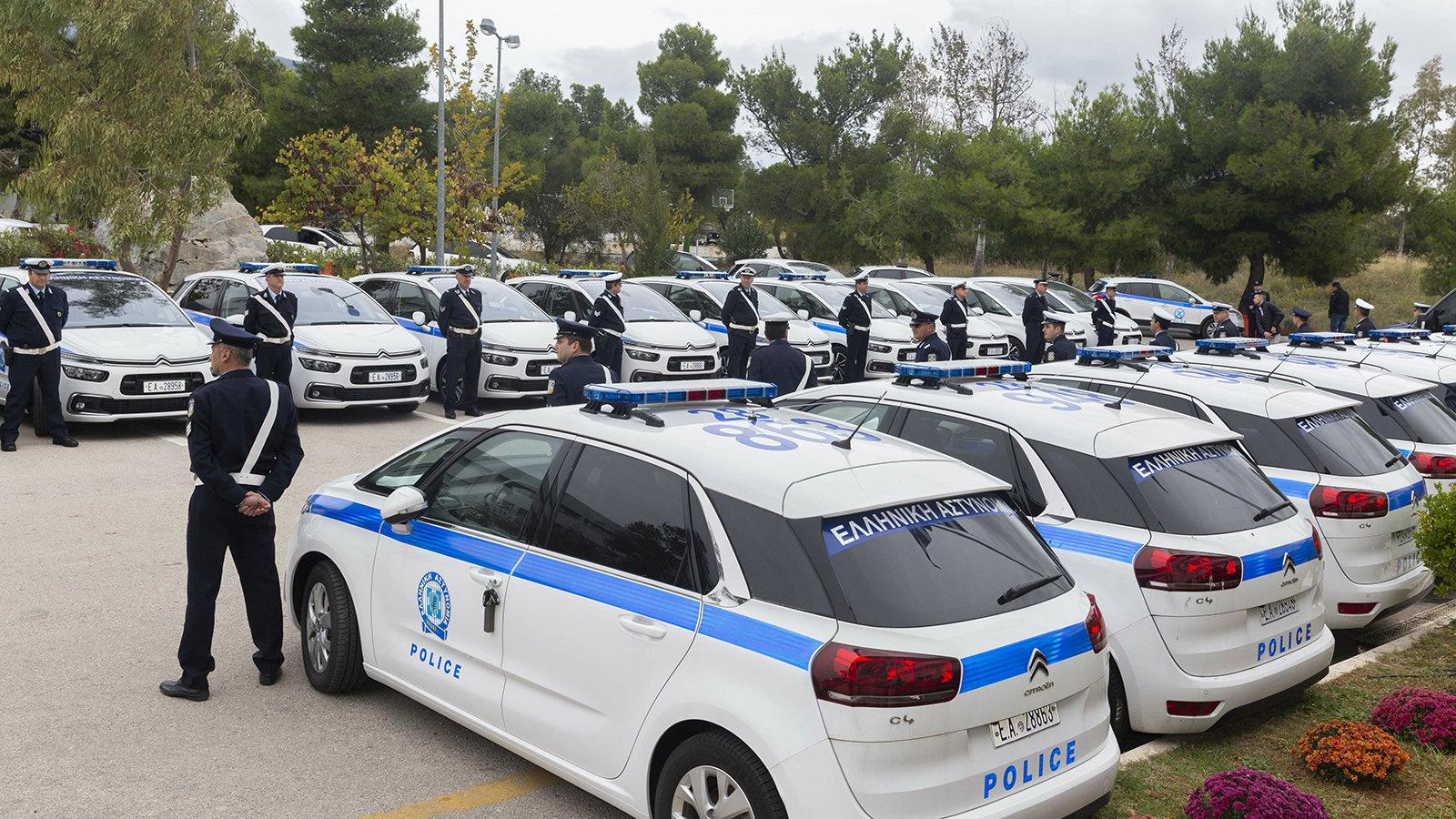 Στην εκδήλωση παρέστησαν η Υπουργός Προστασίας του Πολίτη, Όλγα Γεροβασίλη, η Υφυπουργός Κατερίνα Παπακώστα- Σιδηροπούλου, ο Γενικός Γραμματέας Δημοσί