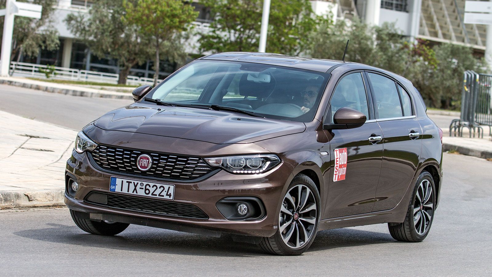 Στο Test Center του Auto Τρίτη μπήκε το πεντάθυρο Fiat Tipo με τον ατμοσφαιρικό κινητήρα ισχύος 95 ίππων.