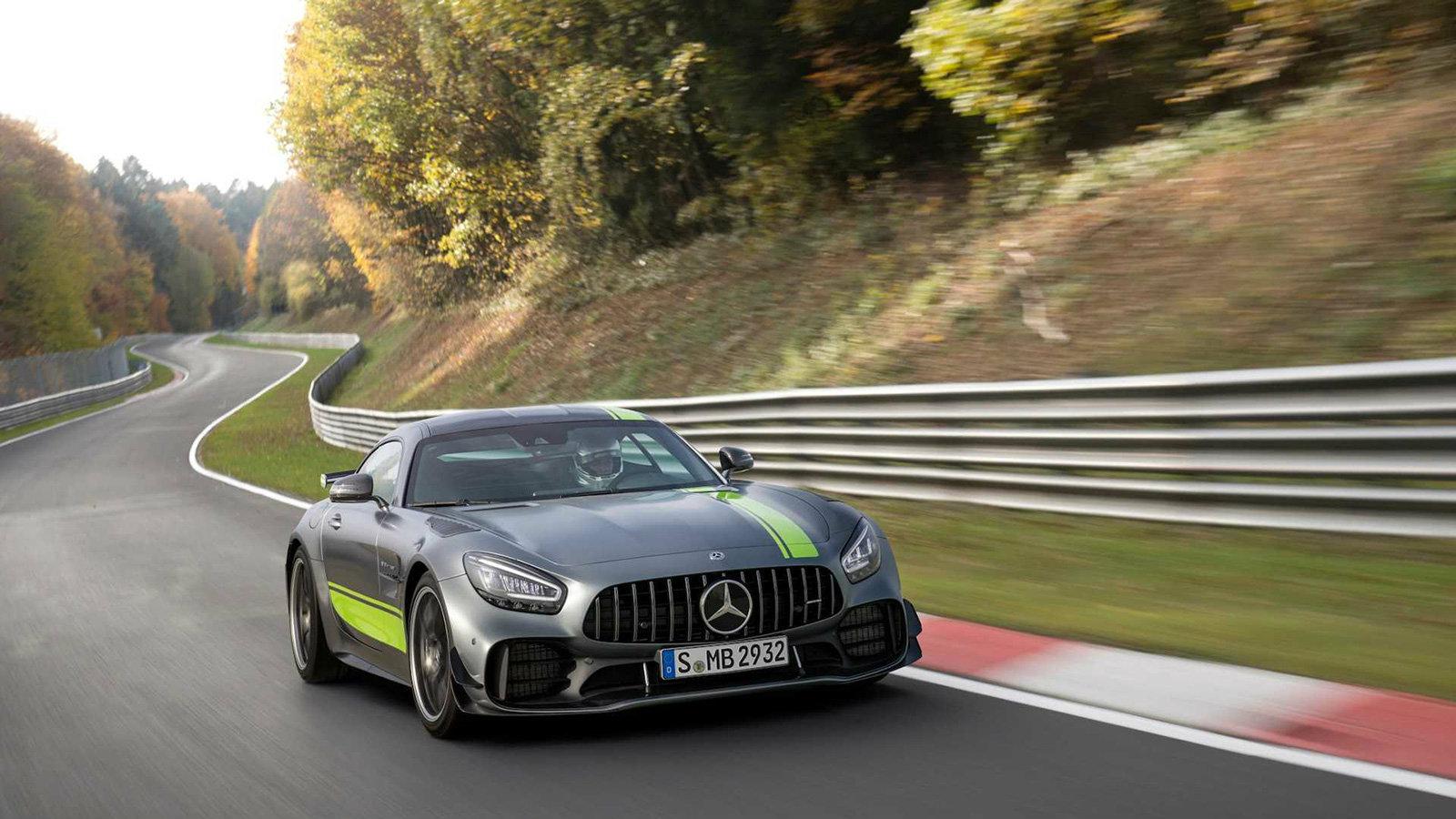 Μια νέα οικογένεια μοντέλων Mercedes-AMG GT μόλις παρουσιάστηκε στο Σαλόνι Αυτοκινήτου του Λος Αντζελες, συμπεριλαμβανομένης και της περιορισμένης έκδ